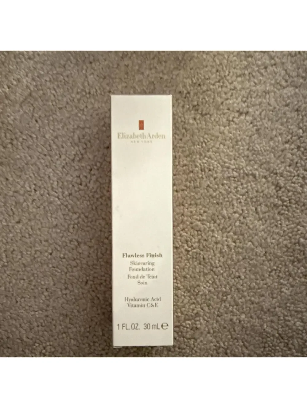 Elizabeth Arden Flawless Finish Foundation Shade 520W 1oz